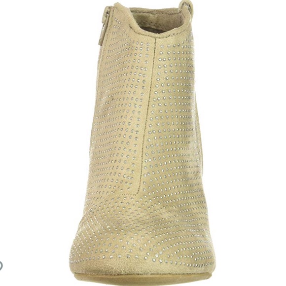 NIB Worth The Wait Tiny Studs Chic Ankle Bootie - Picture 6 of 7